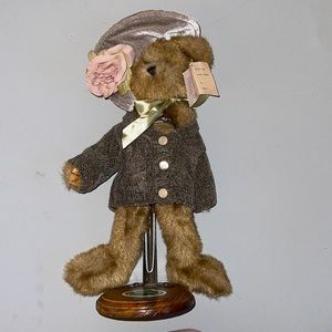 Vintage Bearington collection Jessica bear